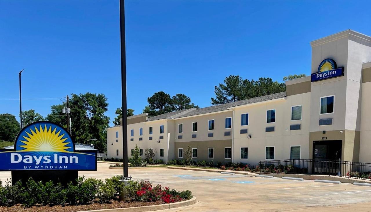 Days Inn By Wyndham Zachary La Exteriör bild