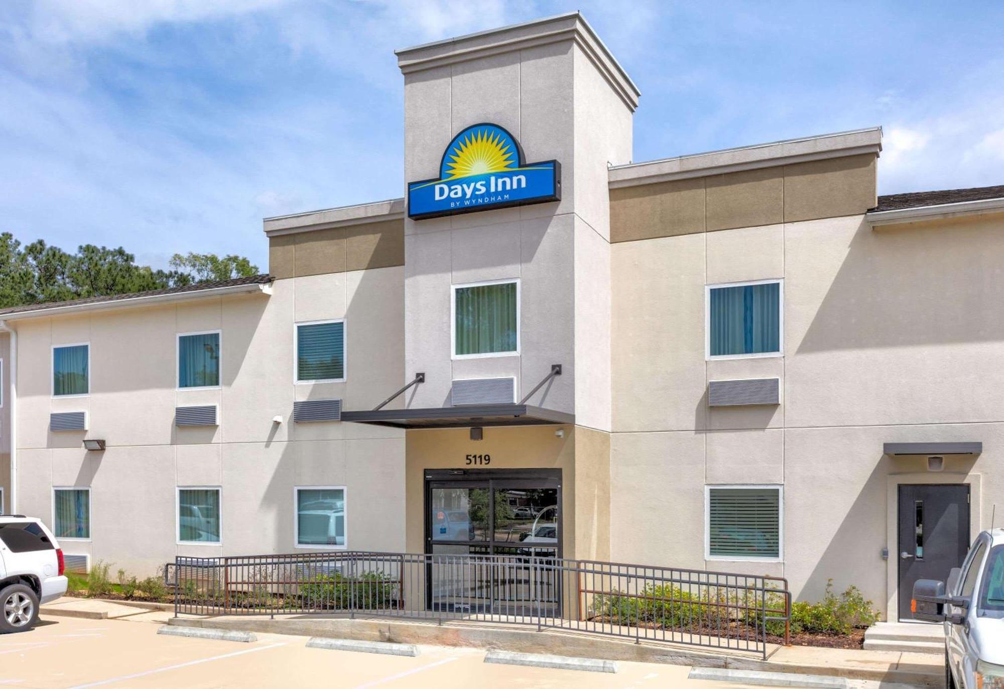 Days Inn By Wyndham Zachary La Exteriör bild
